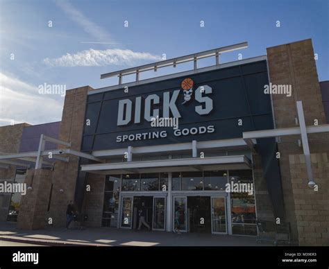 sporting goods los angeles